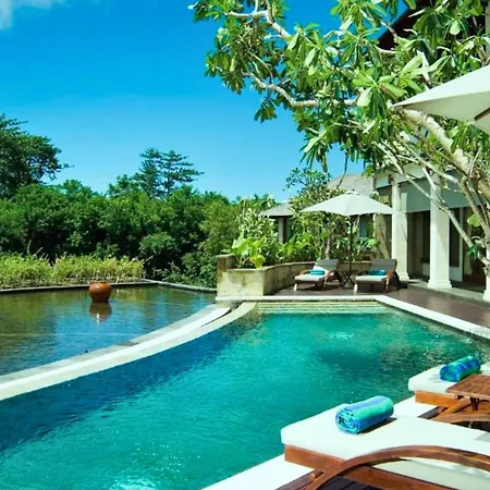 Dendalion 4 Bedroom Private Pool Villa Ju16